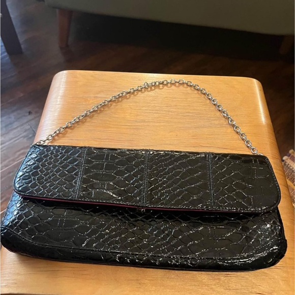 Daisy Fuentes Black Clutch/faux crocodile texture - Picture 3 of 5